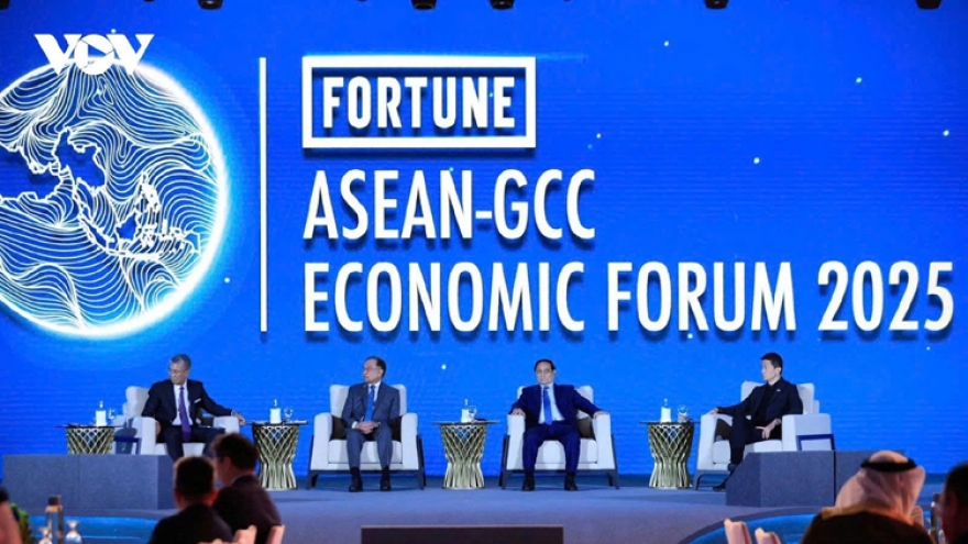 Vietnamese PM emphasises strategic role of AI at international forum in Malaysia